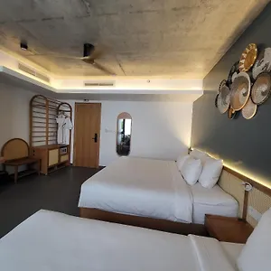 https://the-leaf-boutique.dananghotels.net